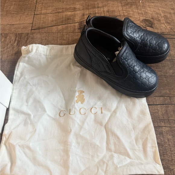 Gucci Kids Black Sneakers - Picture 3 of 3